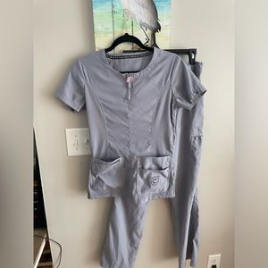 Women’s Koi scrub set.